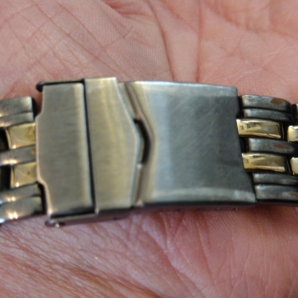 Wolverine watch. - Picture 3 of 9